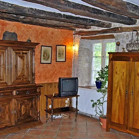 Sleeps 8 Pool *
