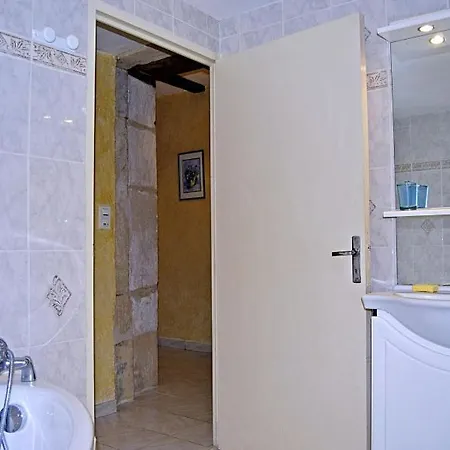 Sleeps 8 Pool